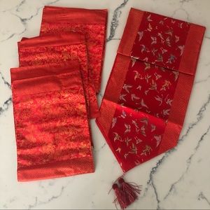 NEW Polyester Satin Table Runner and 6 pcs Table Placemats.